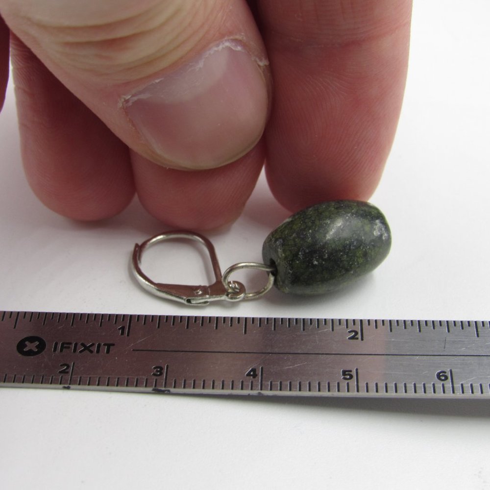 Green Stone Earrings Dangle Earrings Vintage - Picture 3 of 4